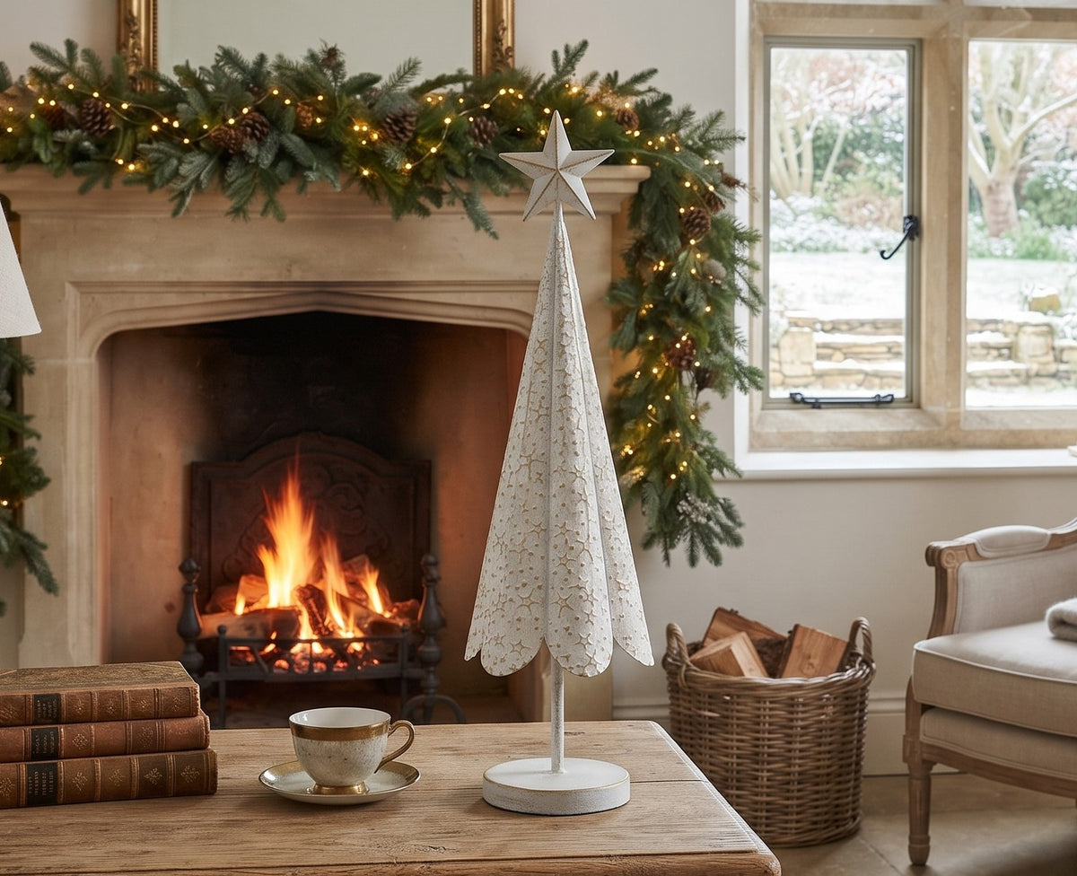Off White Metal Christmas Tree with Brushed Gold Stars – Medium