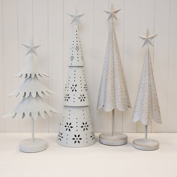 Off White Metal Christmas Tree with Brushed Gold Stars – Medium
