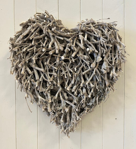 Natural Branch Heart Wall Decoration